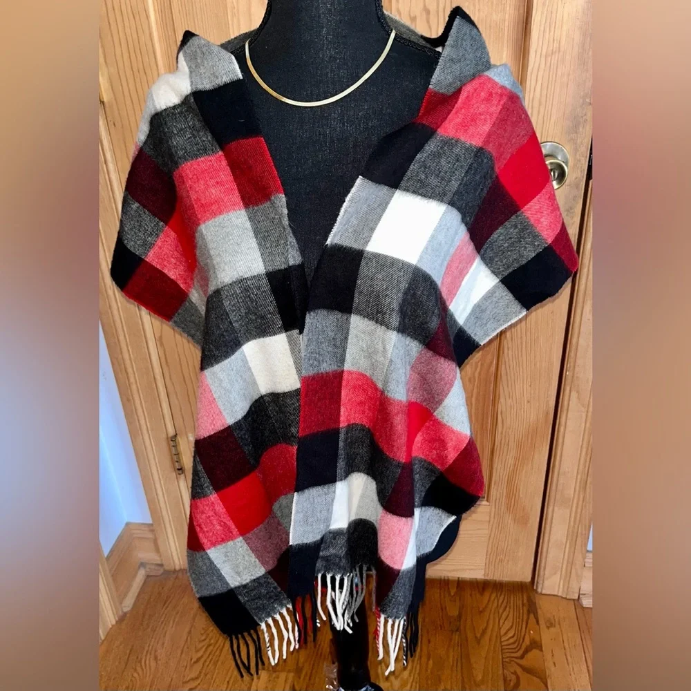 V. FRAAS VTG Cashmink Scarf Red Black Grey Plaid Made in Germany Fringes 70x11